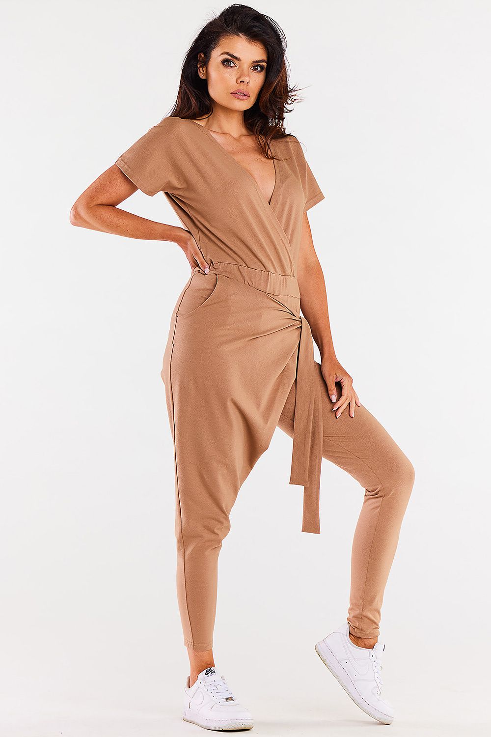 combinaison cache coeur femme camel tenue complete