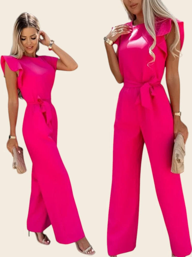 Combinaison élégante pour femme rose. Détails des manches structurées façon cap sleeves donnant de la prestance.