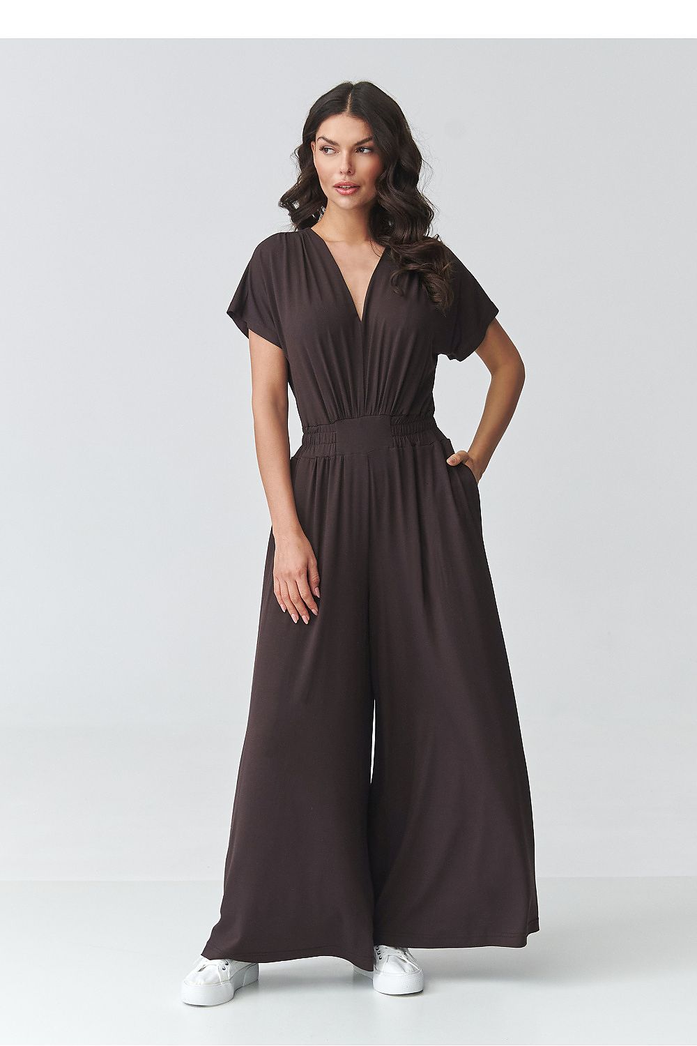 Combinaison fluide femme chic marron chocolat coupe large face
