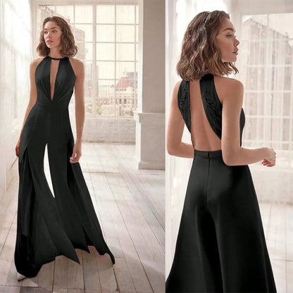 Combinaison noire chic version sophistiquée et sobre pour une tenue de soirée ou un gala.