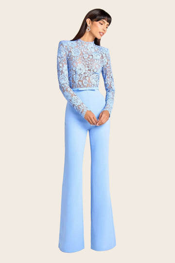 combinaison pantalon elegante en dentelle bleu Saint-Germain femme tenue ceremonie