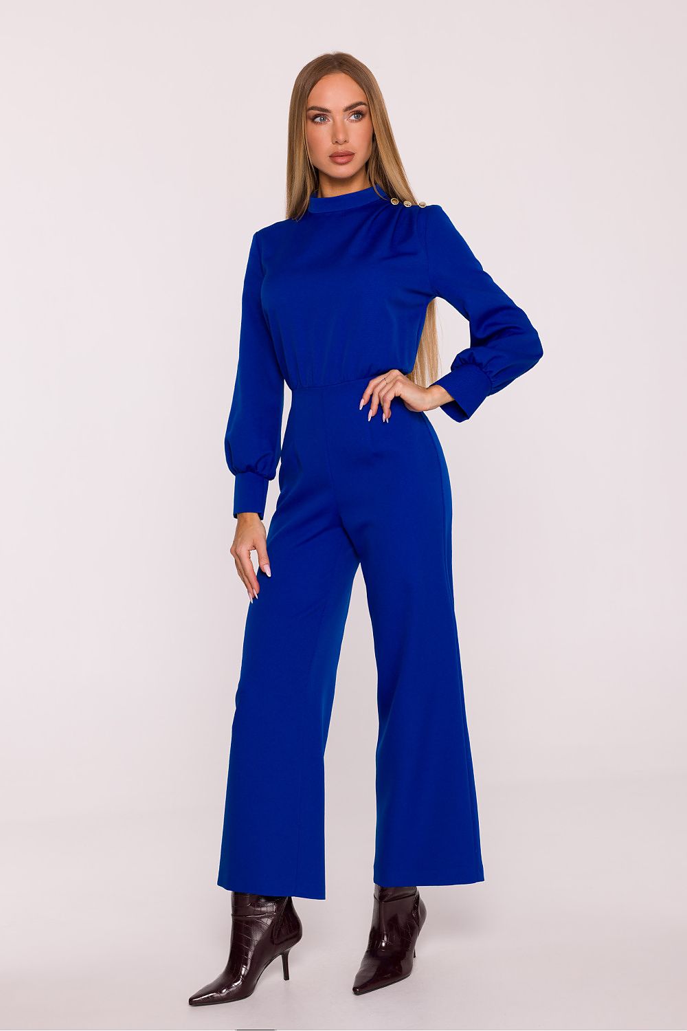 combinaison pantalon femme habillée bleu vue face élégante 