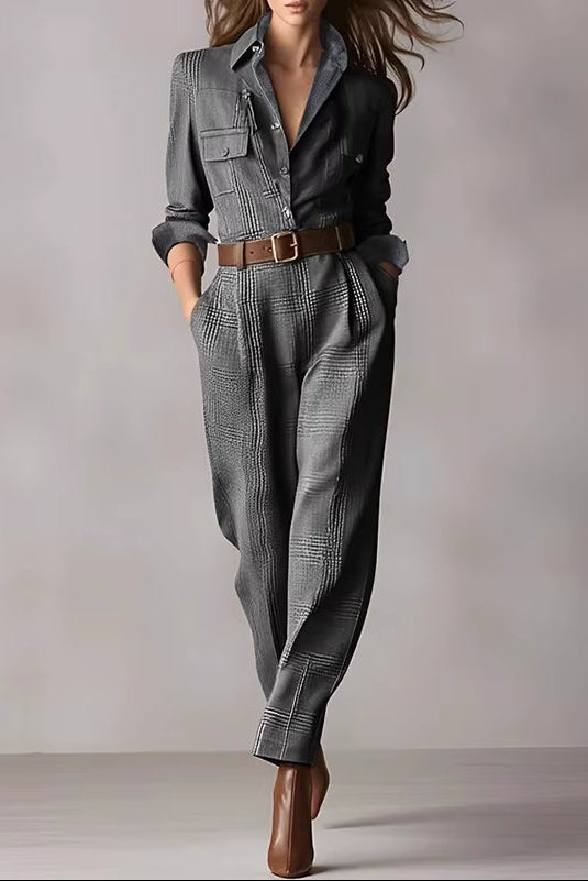 combinaison pantalon chic femme gris coupe droite style moderne
